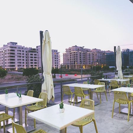The Stay Furnished Apartments Дбайех Экстерьер фото